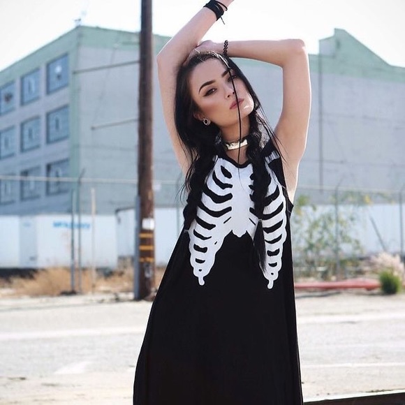 Iron fist bone in trapeze tank dress - Picture 9 of 9